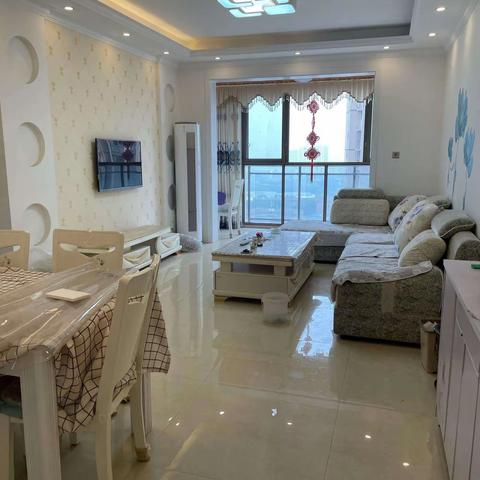 🌟降价啦，急售69.8万加洲国际精装套三双卫，双阳台，有证21楼随时看房。v6833