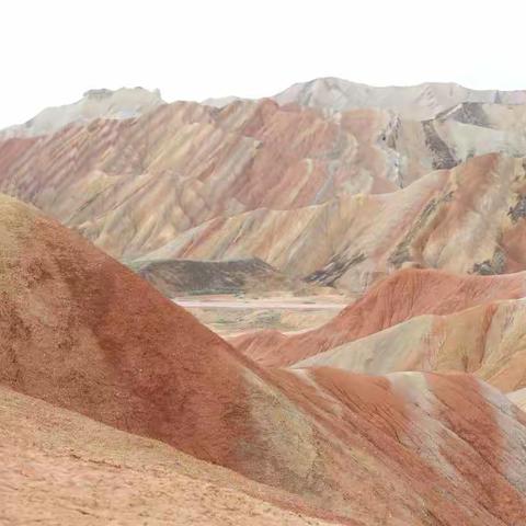 上帝的调色板——张掖七彩丹霞地质公园☀️☀️✨✨大美青海2018⭐️⭐️🌙🌙