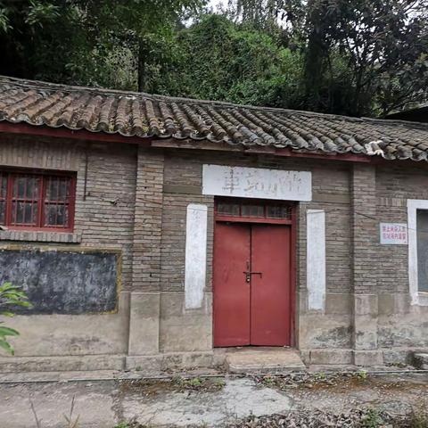 汽笛声消失在徐家渡