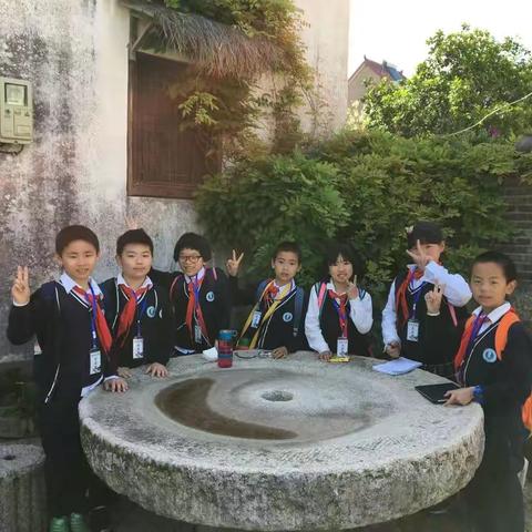 环城小学四（6）班太阳花中队--游埠探秘小组之一日穿越千年古镇