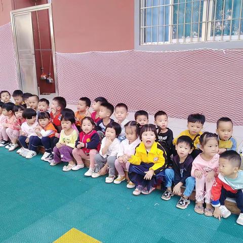 光明幼儿园义二班祝大家重阳节快乐🙂