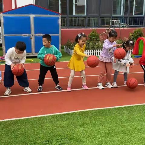 大一班快乐的幼儿园生活