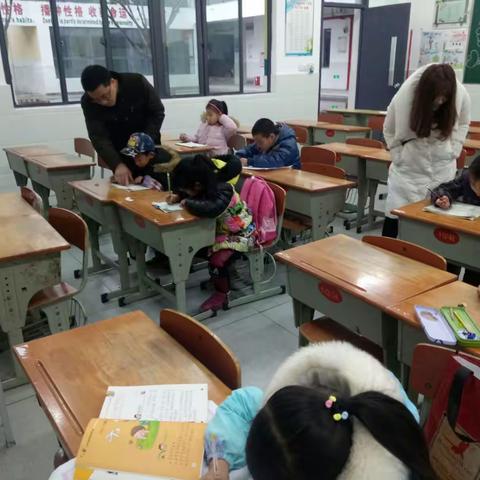土门学校“大手牵小手“暖冬行动