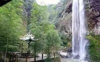 白云深处有人家