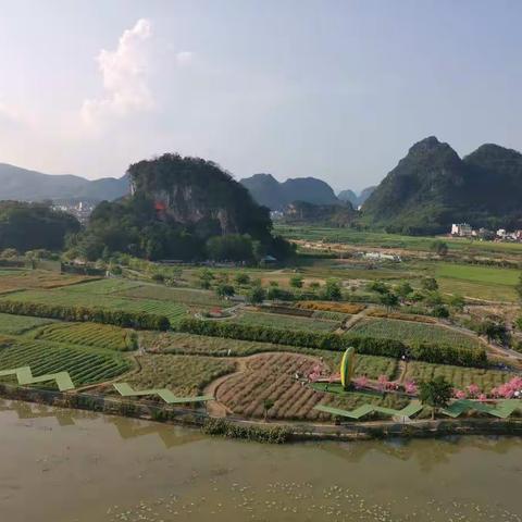 英德九龙峰林小镇印象