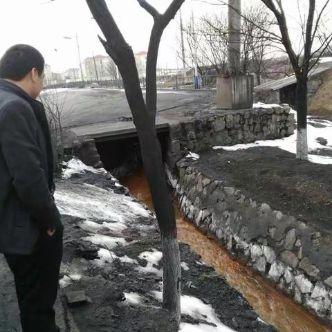 长子县环保局在＂铁腕治污＂行动中不打招呼，突击抽查重点企业。