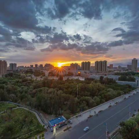 建党100周年 看哈密发展变化