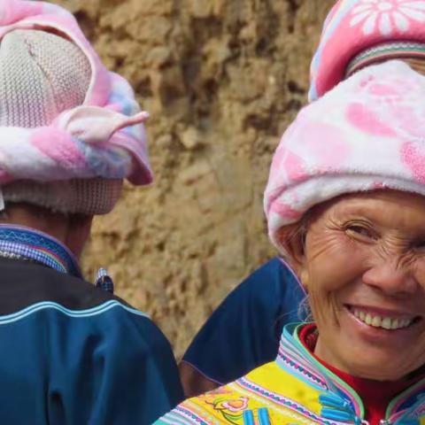 赶一场壮族大集