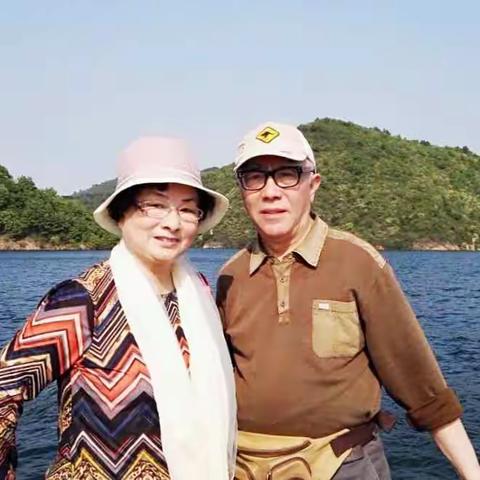 老玩童夫妇春游记