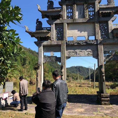 市文广新旅局文物科科长来莲进行安全检查
