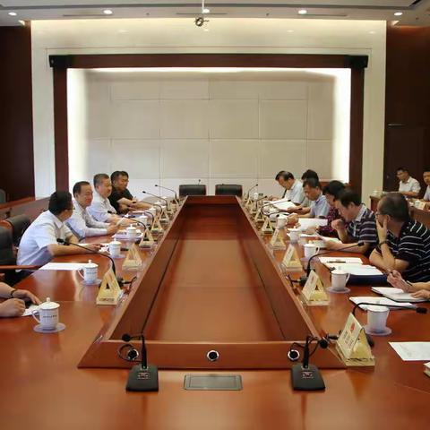 省人大常委会农工委主任郭润芝 一行来我市调研《种子法》贯彻实施情况 和农业有机废弃物资源化利用工作