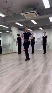 东方美丽艺术团训练集锦