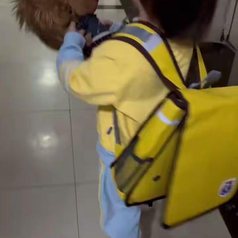暖第一天上幼儿园