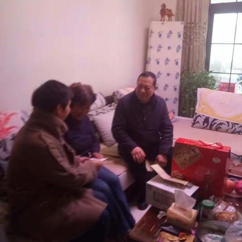 长乐坊街道环东社区走访慰问失独家庭