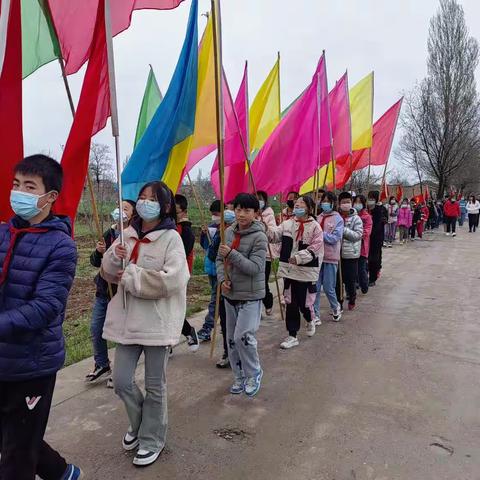 踏浓浓春意，致深深敬意——仪井樊宋小学清明节缅怀先烈祭祀活动