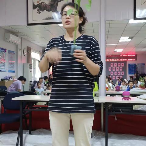 秀雅社区新时代文明实践青少年科普活动—打造阳台小菜园