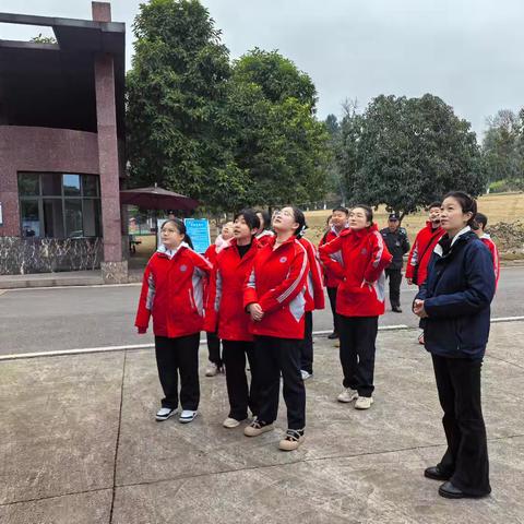 《难忘的社会实践活动》 一一参观垃圾发电站