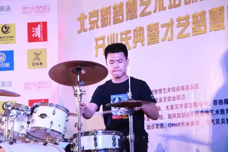 简篇-暑期活动来啦!!!拼团报名更优惠