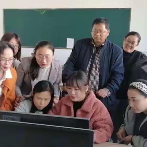 凤城实验中学老师使用畅言智慧课堂，利用信息技术改进课堂教学，激发学生学习兴趣，提高课堂教学质量。