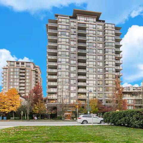 【新盘】列治文中心区全新装修3房3卫高层公寓