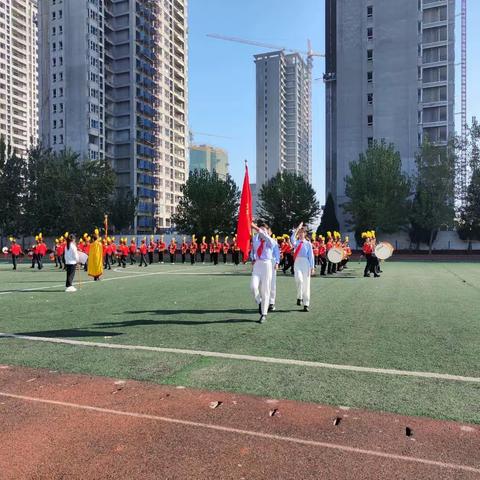 “学习二十大     争做好队员”东昌府区建设路小学鼓号操风采展示