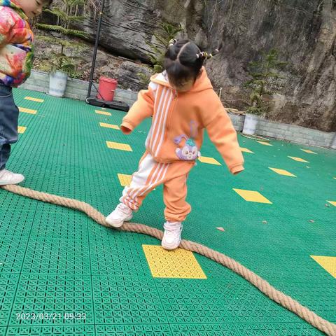 绳子闯关赛