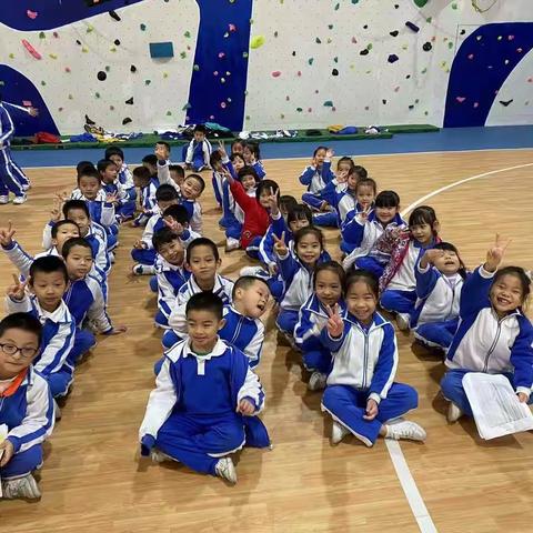 强萌娃体魄，展阳光气质 ——中大附一年级第十七周小记