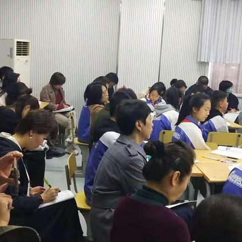 等闲识得东风面，万紫千红总是春——记银川外国语实验学校语文组与银川第十二中学“同课异构”教学交流活动