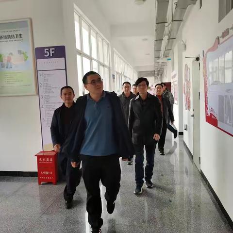 县纪委书记、县监委代理主任代德文到教体局调研