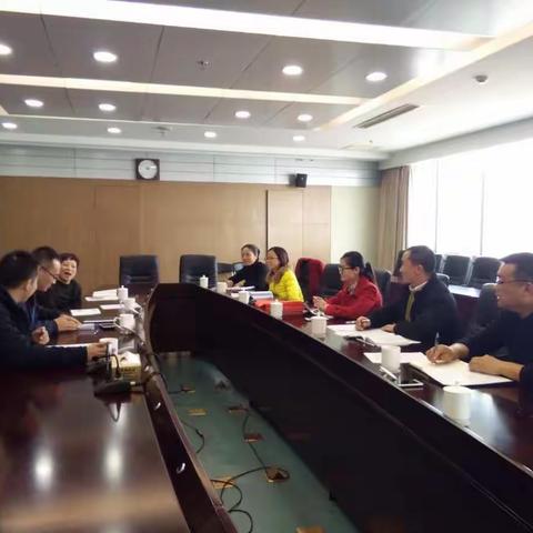 市发改委办公室以“四有”要求贯彻落实市第四次党代会精神