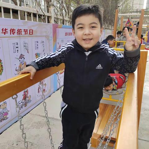 【学习故事】“攀爬墙”——市二幼教育集团（金宝贝幼儿园）