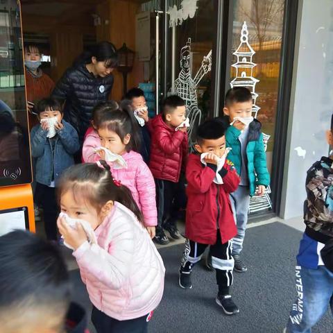 保利拉菲幼儿园消防演练