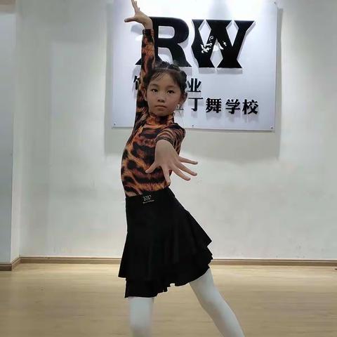 SUPER DANCE 小舞者第九期（指导老师:许丽瑶）