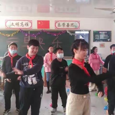 欢歌笑语庆元旦，放飞梦想迎新年——豆店小学六年级喜迎元旦