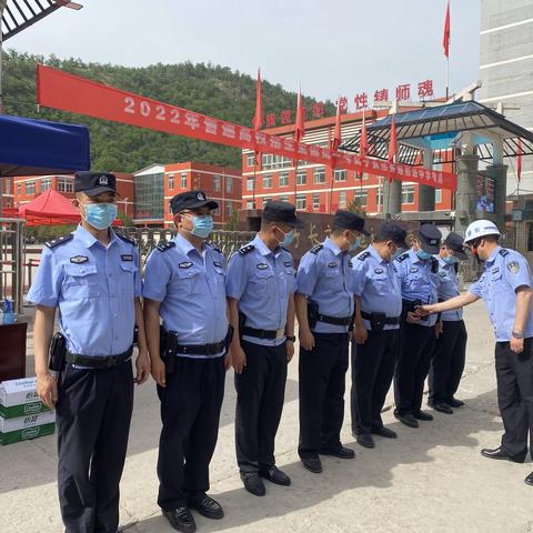 子长市公安局警务督察大队开展高考安保现场督察