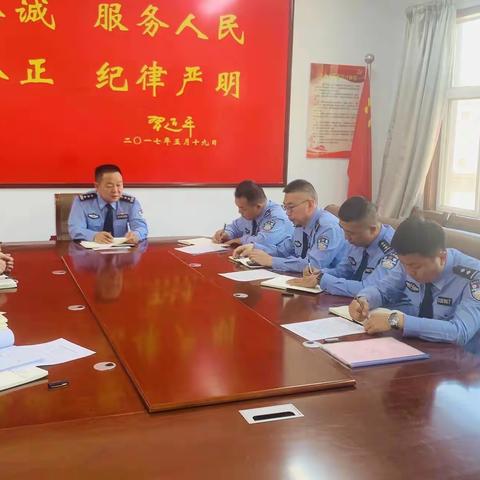 纪检督察信访党小组迅速传达落实党委扩大会议精神