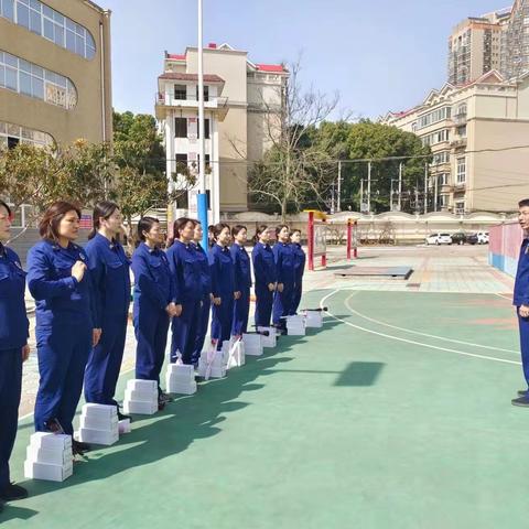 芳华半边天    添彩火焰蓝––新华区消防救援大队开展“三八”妇女节系列庆祝活动