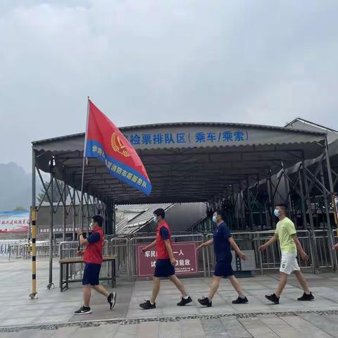 华阴市消防救援大队组织消防志愿者开展暑期消防安全宣传活动