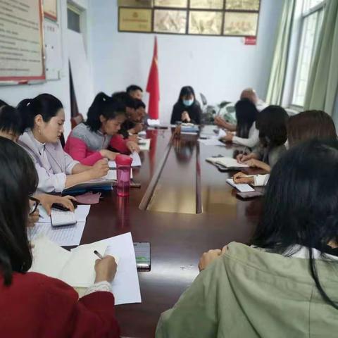 林业科技中心:总结分析查问题 增添措施促提升