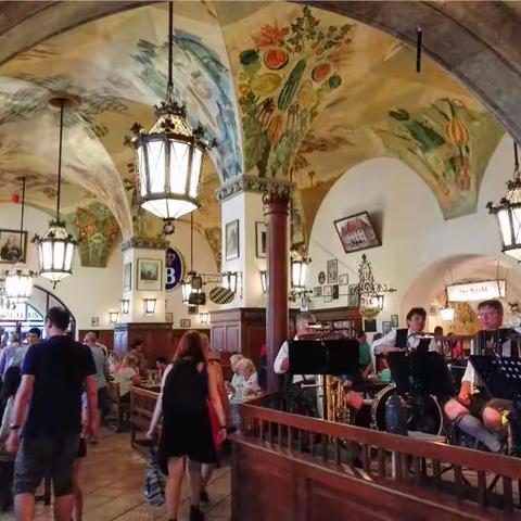 泡在啤酒里的慕尼黑