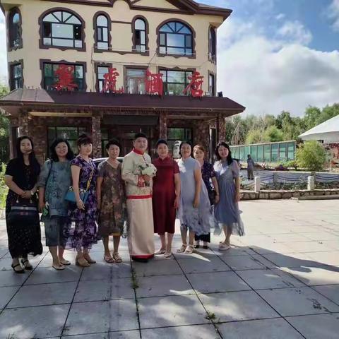 第一届亲亲一家人中辈妯娌斗酒策划方案