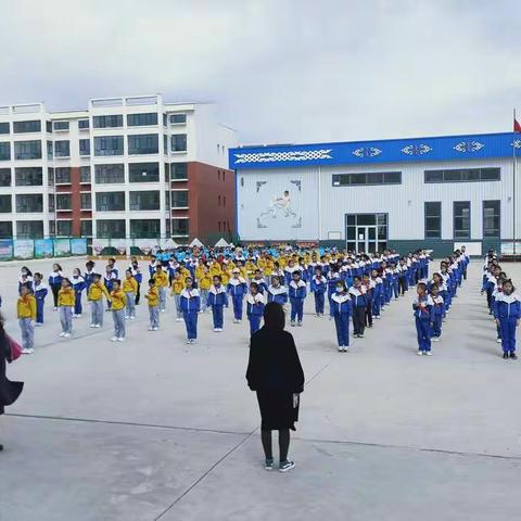 舞动青春的乐章——【百灵庙第二小学音乐啦啦操比赛】