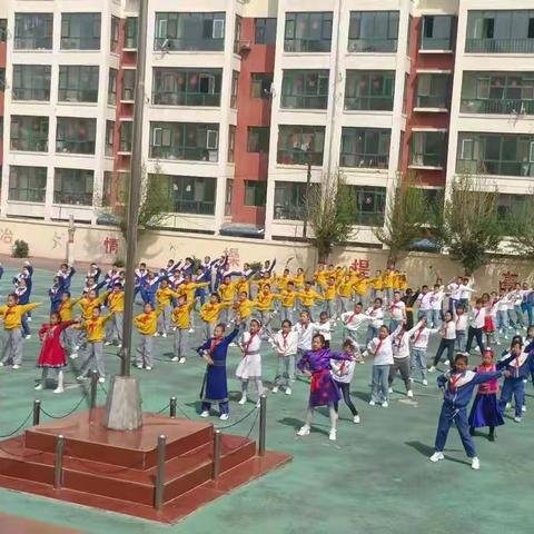 百灵庙第二小学——校园啦啦操比赛