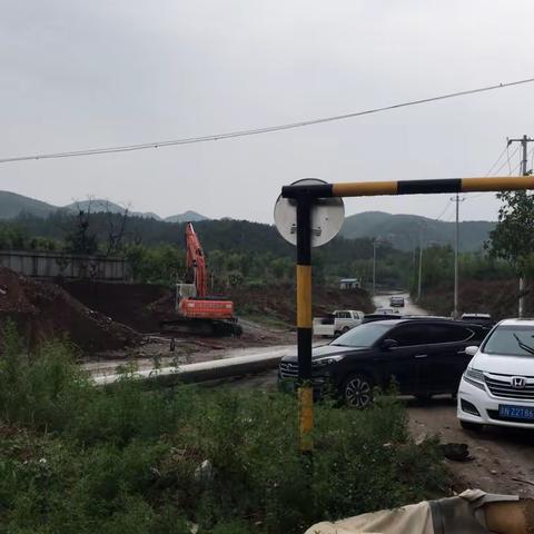 昌平区秦上路（怀昌路～K2+208.938）道路配套管廊下穿京通铁路工程