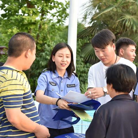 西安市生态环境局国际港务区分局走进草店村村委会开展“美丽中国 我是行动者”六五环境日主题宣传活动