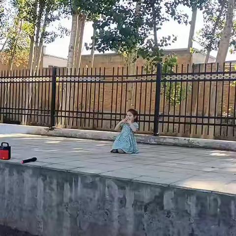 东沟河小学庆六一，迎端午联欢会。