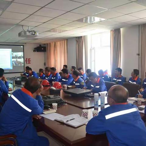 青海祁连山水泥有限公司召开二季度安全委员会会议