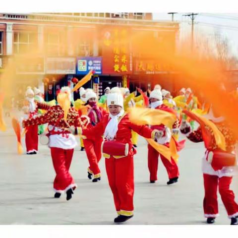 欢天喜地闹元宵，鸡东社区居民喜开颜。