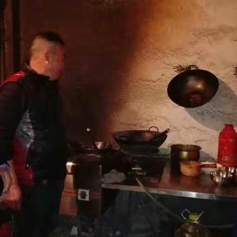 市工商局西城分局积极开展燃煤散烧治理冲刺30天督查夜查活动