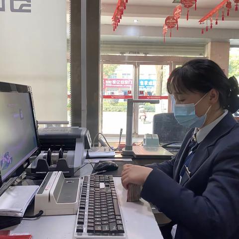 服务从细节做起——记一线员工肖玉玲